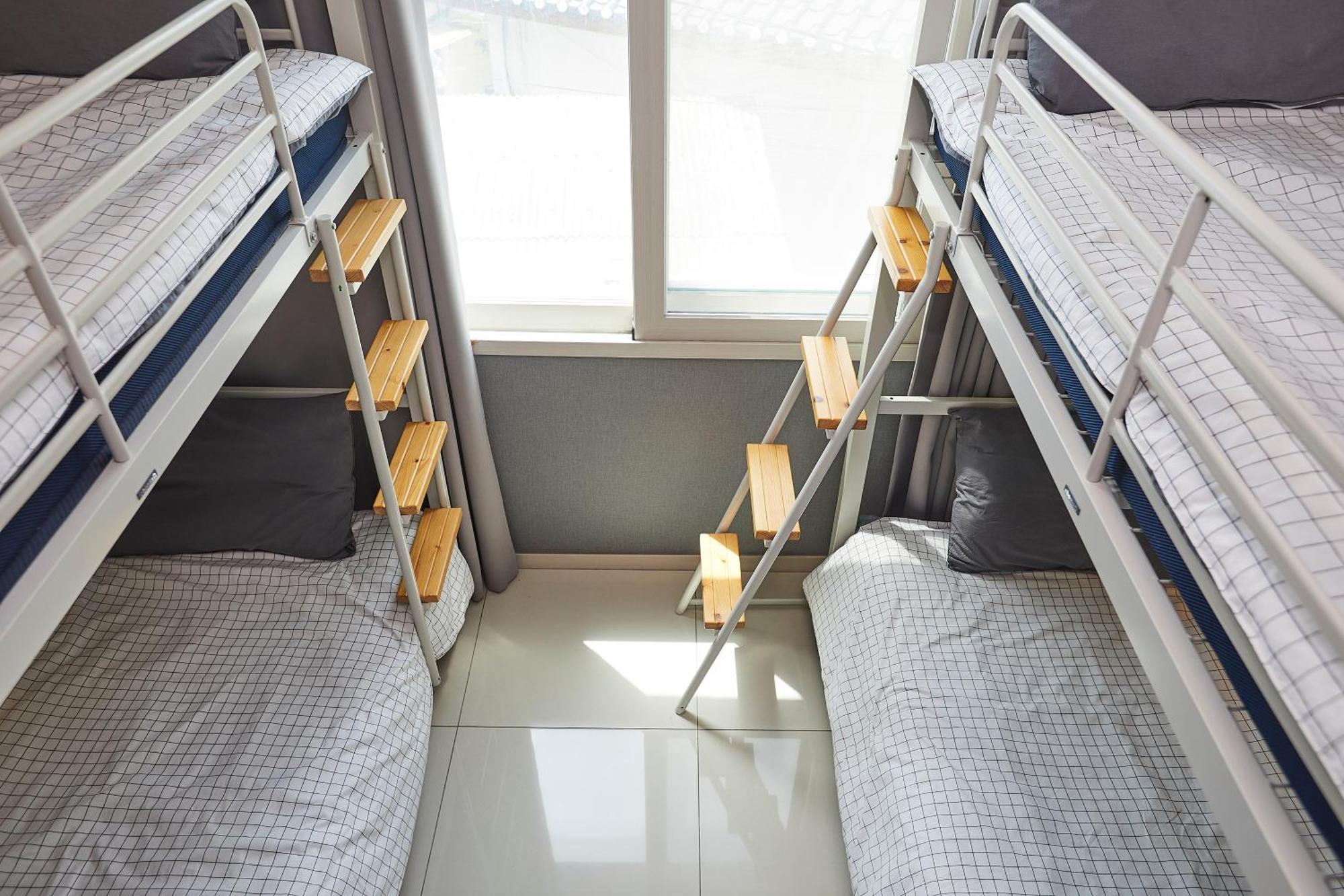 Red-Lighthouse Guest House Sokcho Phòng bức ảnh