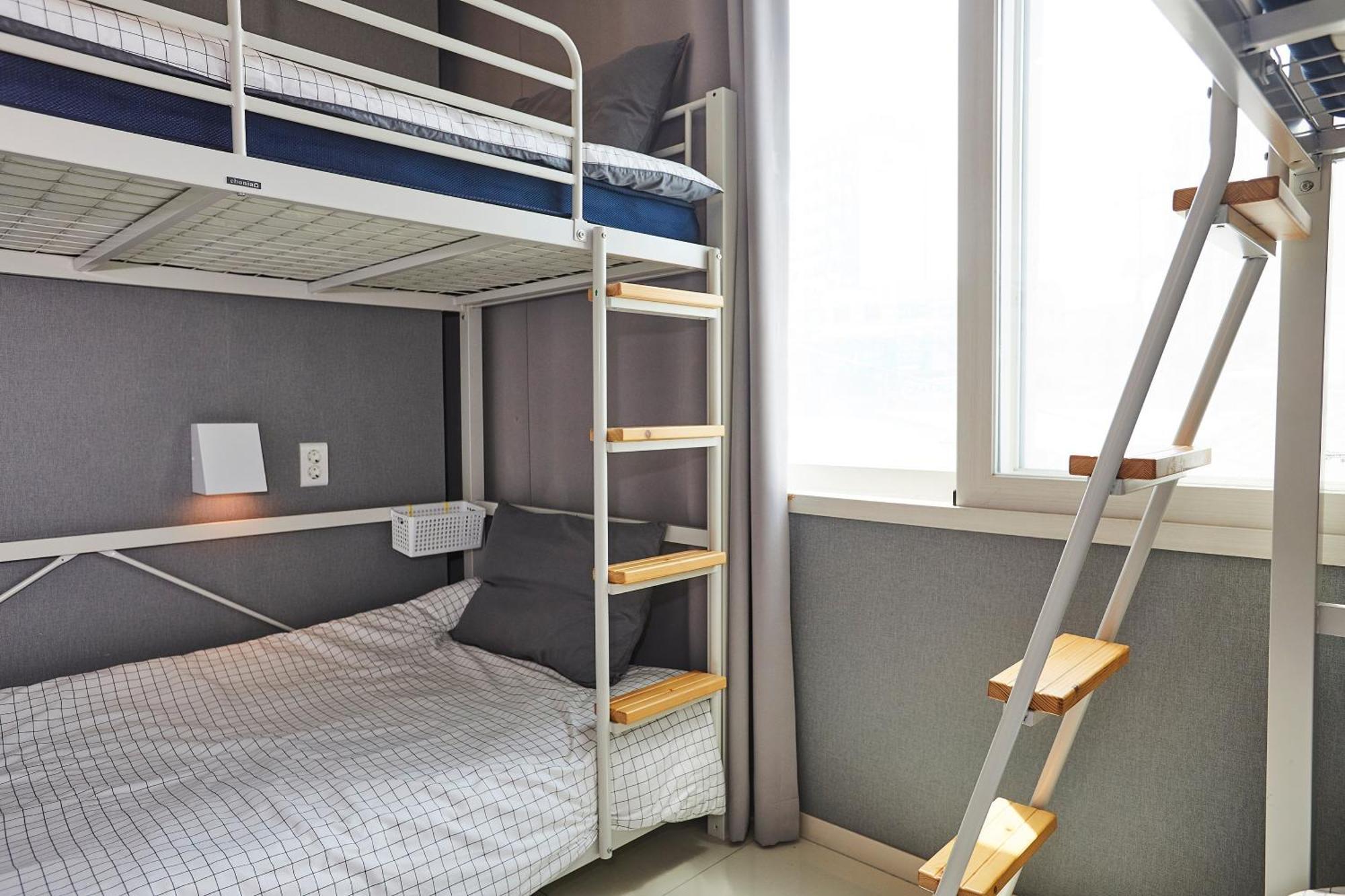 Red-Lighthouse Guest House Sokcho Phòng bức ảnh