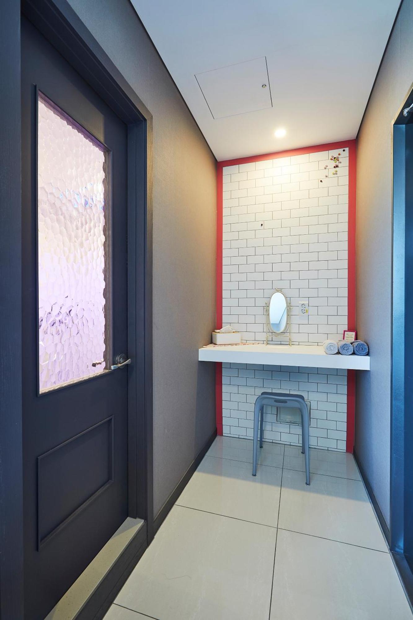 Red-Lighthouse Guest House Sokcho Phòng bức ảnh