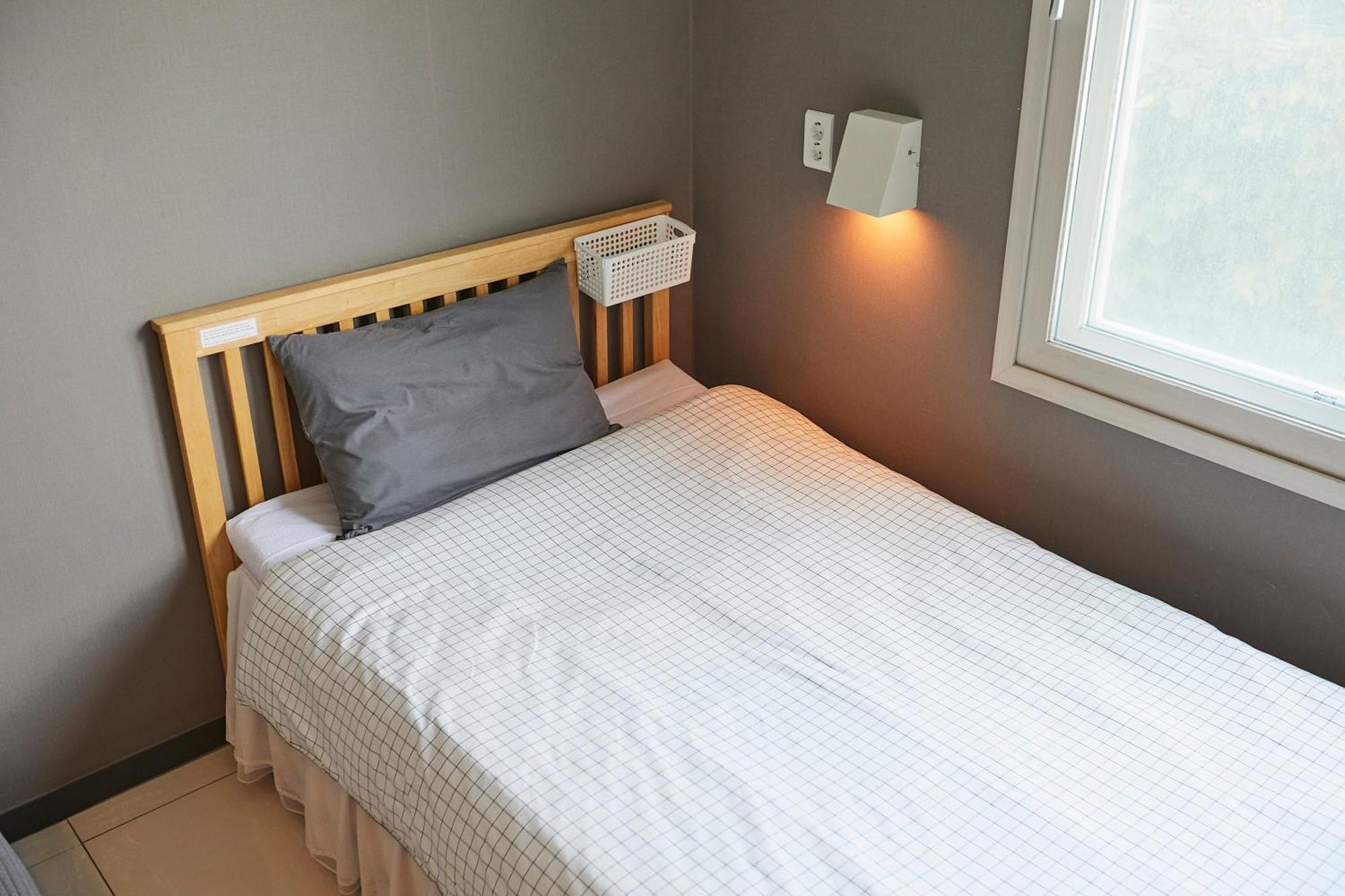 Red-Lighthouse Guest House Sokcho Phòng bức ảnh